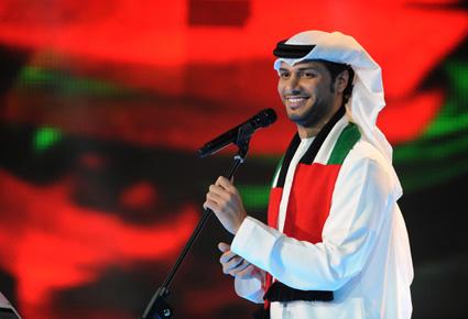 منصور زايد يحتفل بين أبوظبي ودبي باليوم الوطني الـ41